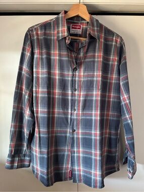 Wrangler Button Up Long Sleeve - Great Condition